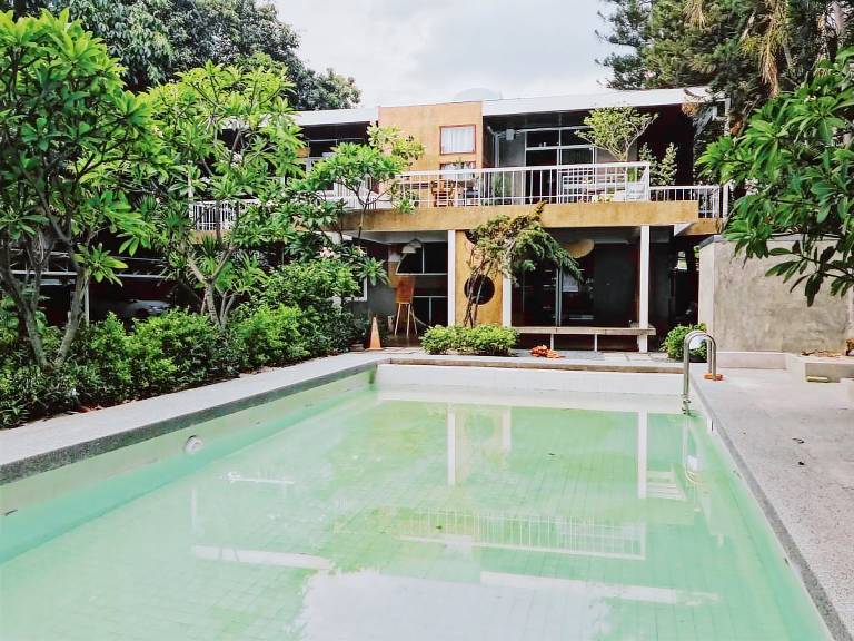 Art House Pool, Private rooms@City Center for 10 in Chiang Mai