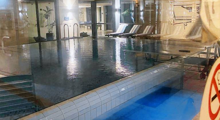 Serviced apartment with hot tub & sauna — photo 4