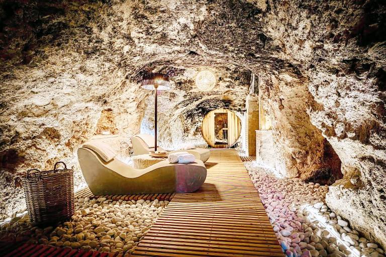 Villa with cave spa in the Valle del Menotre — photo 3