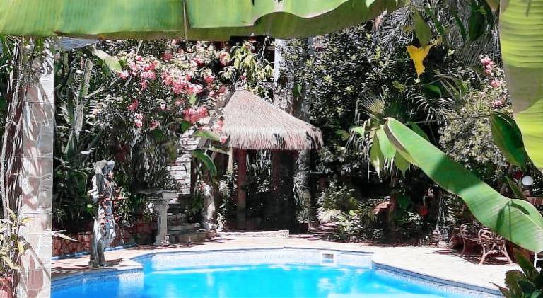 Chalet with pool, terrace & garden | Pets allowed in Ilhabela
