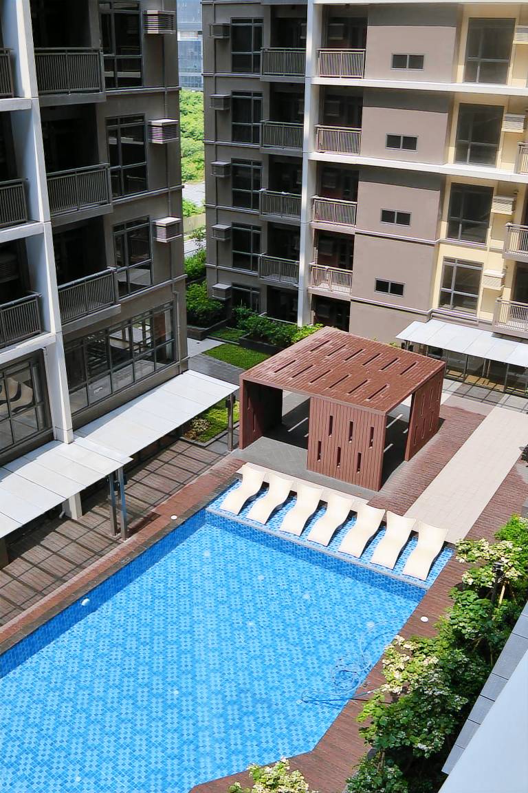 Rental apartment with yard — photo 5