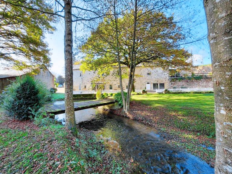 Fully equipped charming cottage with garden & barbeque | Pets are welcome — photo 2
