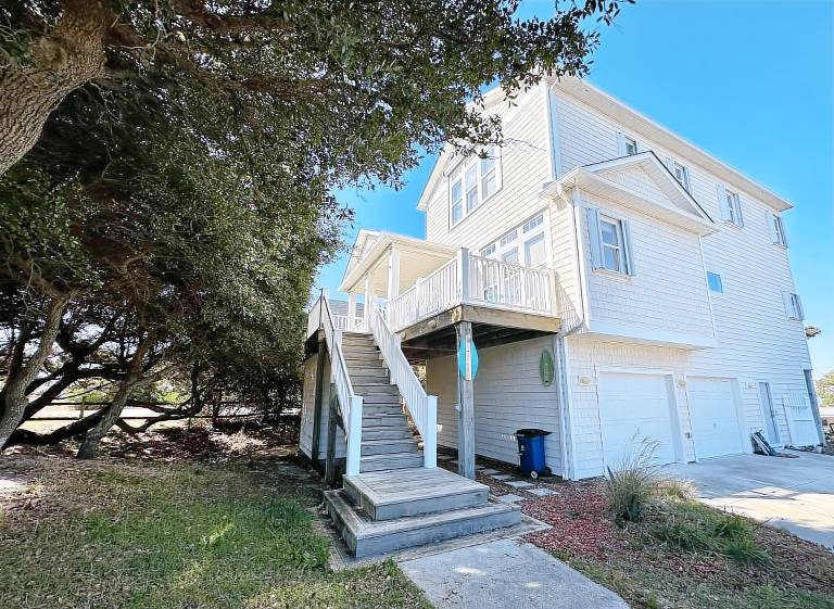 House  Emerald Isle