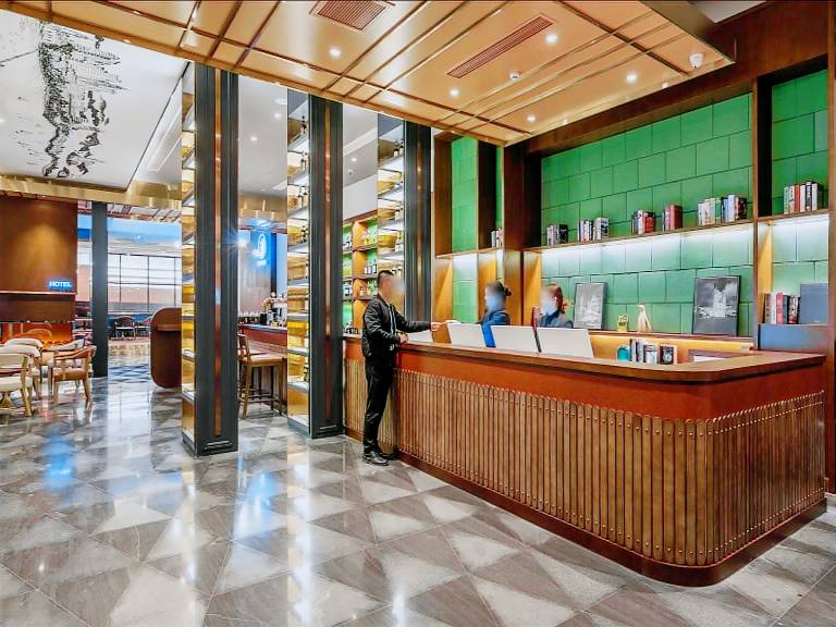 Manxin Hotel Qingdao Zhanqiao Railway Station — photo 2