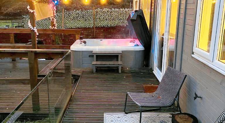 Charming house with jacuzzi | Pet-friendly — photo 3
