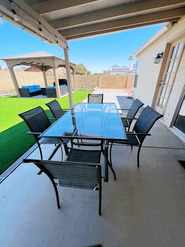 House  La Crescenta