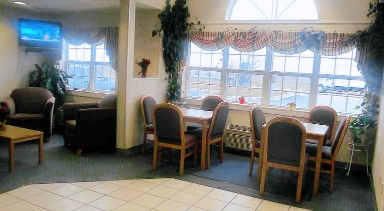 Microtel Inn by Wyndham Champaign — photo 4