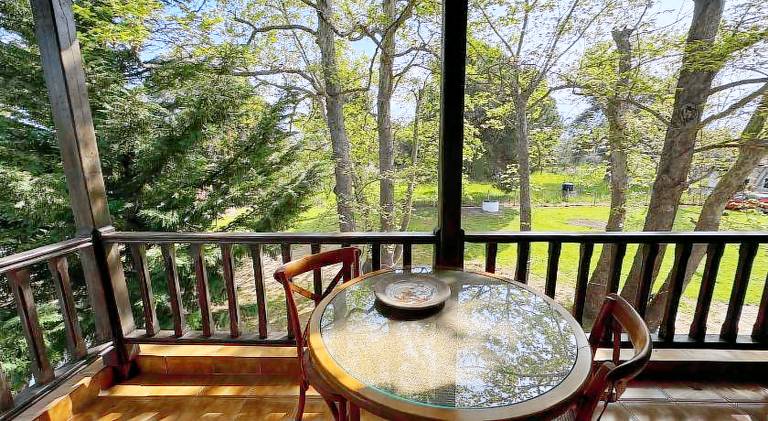 Vacation home with terrace, yard & barbecue — photo 5