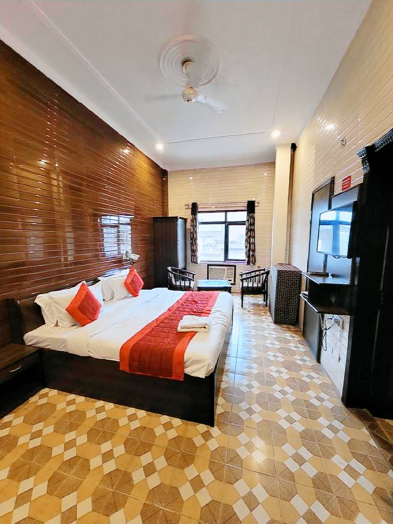 Hotel Holy City — photo 2