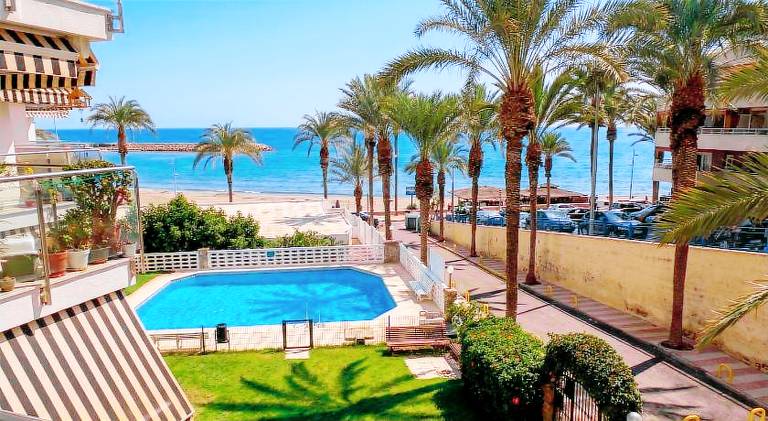 Rental apartment with pool | Pets are welcome in Roquetas de Mar