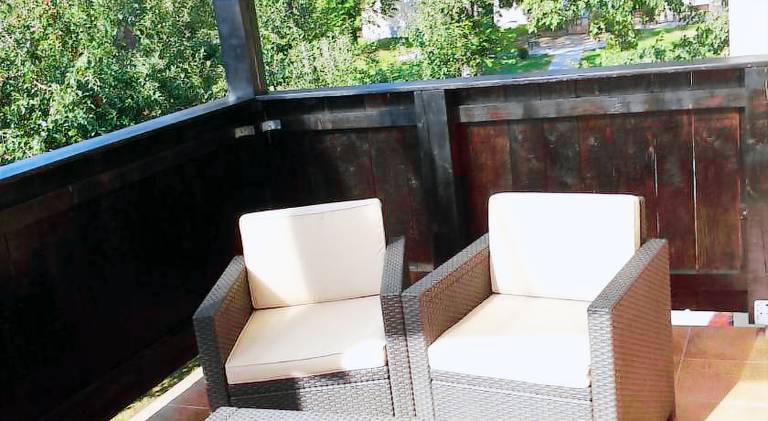 Holiday apartment with barbeque, terrace & garden — photo 5