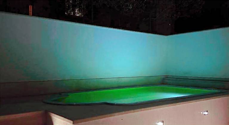 Luxury Oasis With Private Pool & Parking — photo 2