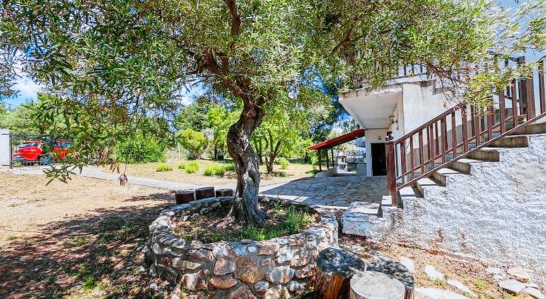 Dom Sithonia