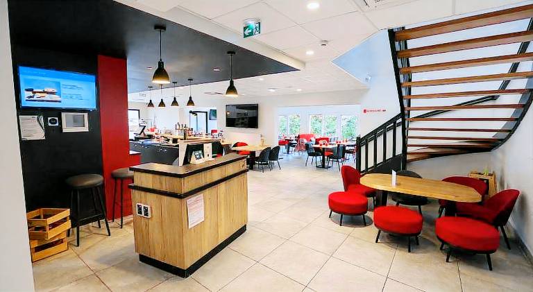 Logis Hotel Angers Sud — photo 4