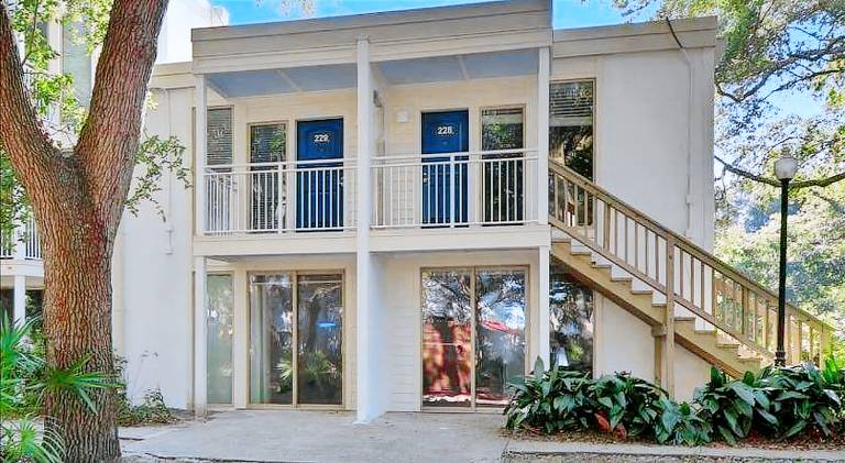 House with pool in Jekyll Island, GA