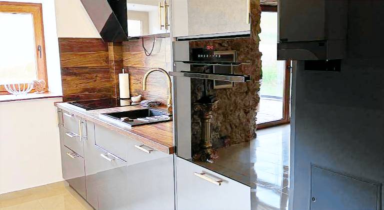 Vacation home with pool | Pet-friendly — photo 4