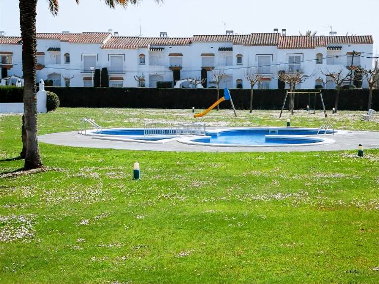 Vacation home with yard, grill & pool | Pets allowed — photo 3