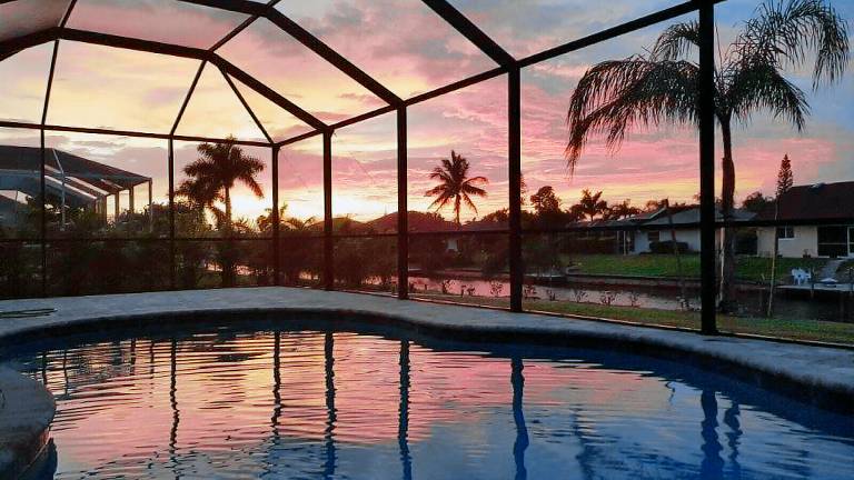 Children-friendly nice house with hot tub, private pool & grill | Water view | Pet-friendly — photo 2