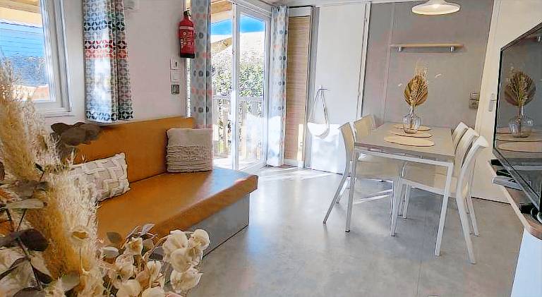 L'Oasis Mobil Home 6 pers a 100m de la Plage Parc Aquatique Camping 5 etoiles Les Dunes — photo 2