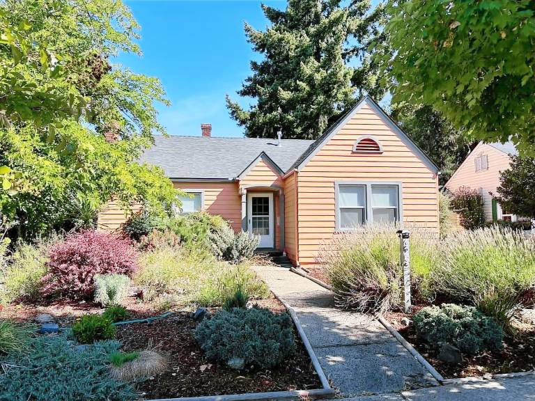 Cottage Medford