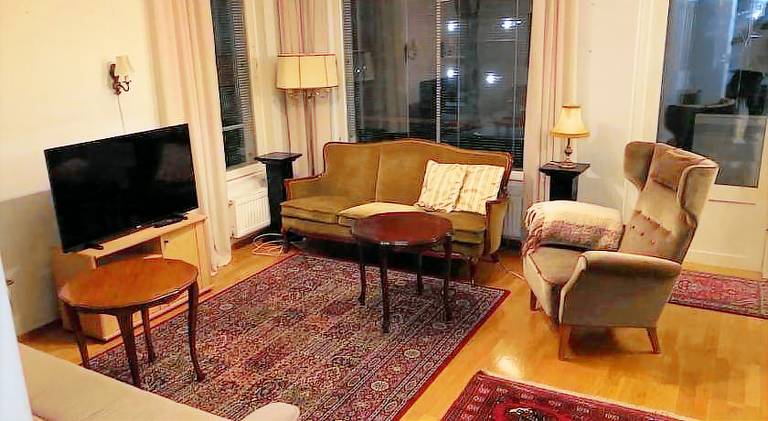 Holiday apartment with 2 rooms for 4 persons in Helsinki