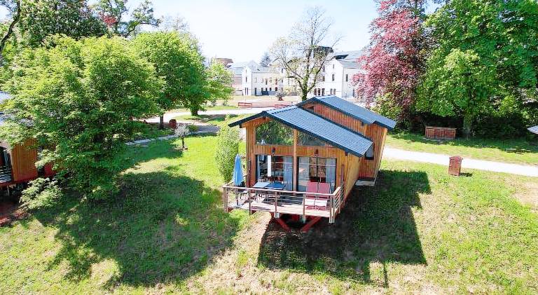 Pleasant chalet with terrace | Dogs allowed in Dole
