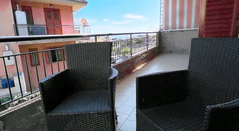 Holiday apartment with pool — photo 5