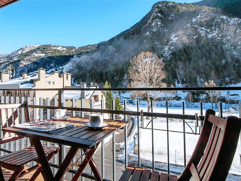 Holiday apartment with 2 rooms for 6 persons — photo 4