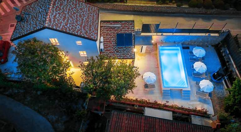 Vacation home with pool in Mali Losinj