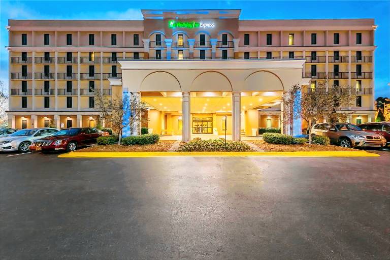Holiday Inn Express Atlanta Airport-College Park By IHG in College Park, GA