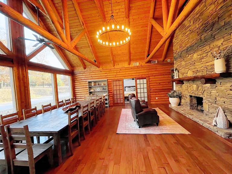 Cabin Dahlonega