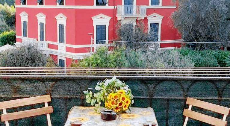 Rental apartment with 1 room for 5 persons in La Spezia
