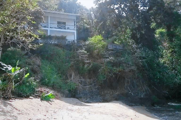 House Parlatuvier