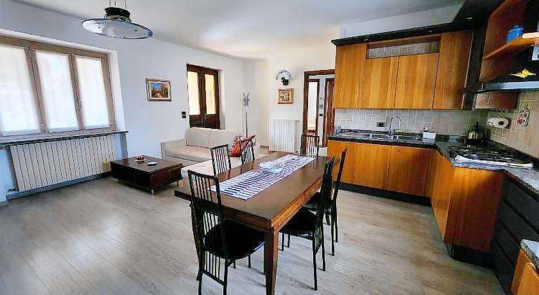 Apartment with garden, terrace & pool | Suitable for remote work | Pet-friendly — photo 4