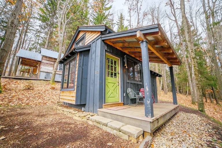 Cabin McHenry