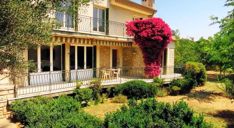 Villa with 4 rooms for 10 persons in La Valette-du-Var