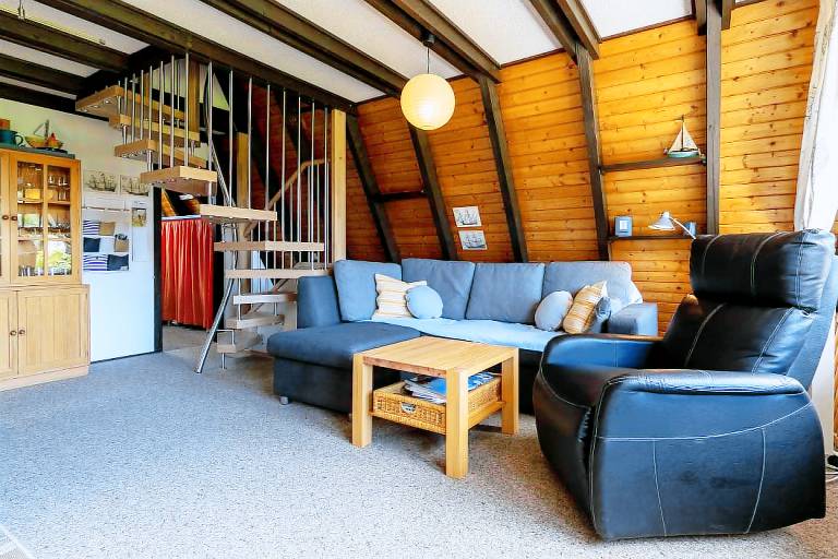 A-frame house (Type 7) — photo 2