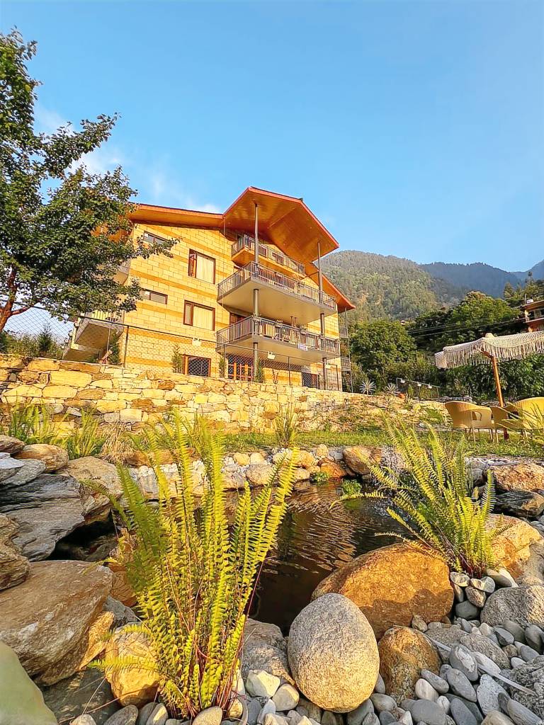 Mashru Riverside Estate in Kullu