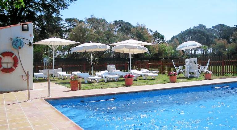 Rental apartment with pool — photo 4