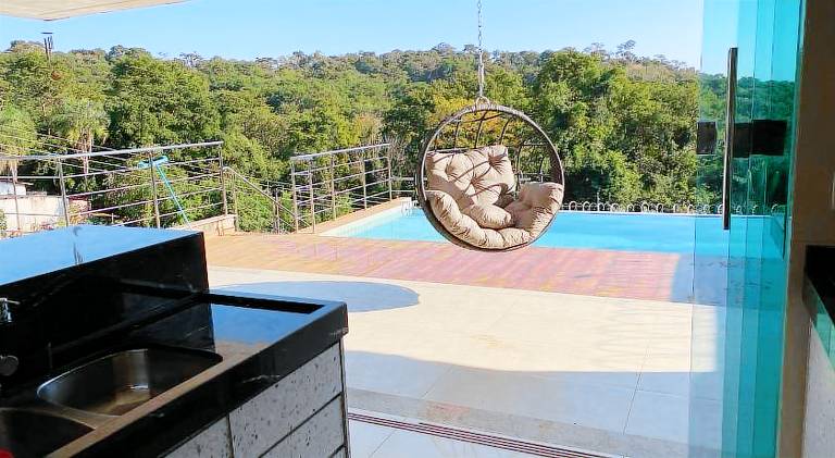 Vacation home with pool | Pets allowed — photo 5