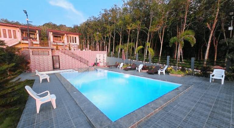 House with pool | Next to the beach | Pets are welcome in Ko Lanta