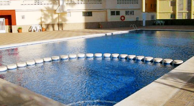 Rental apartment with garden, private pool & terrace | Beach nearby | Dogs allowed — photo 4