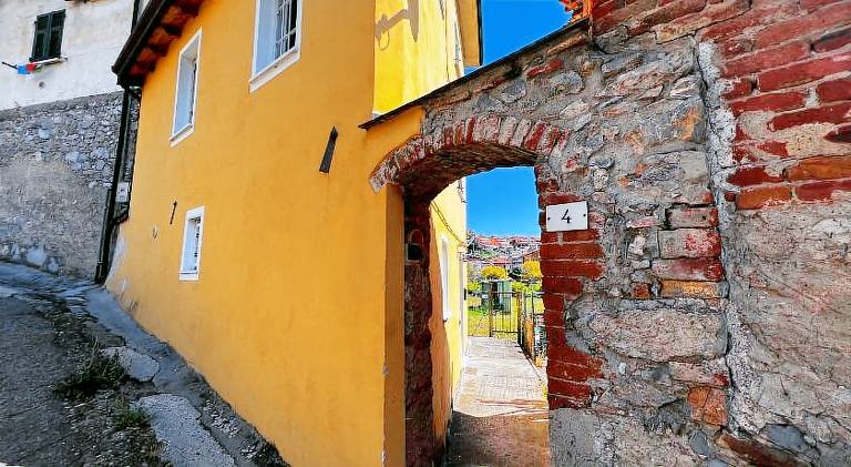 Apartment with 2 rooms for 5 persons in Ameglia