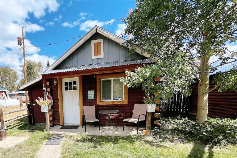 Cabin Twin Lakes