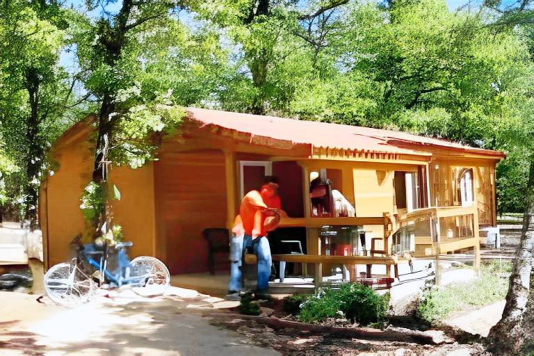 Lagrange Grand Bleu Vacances - Residence Les Segalieres in Gramat