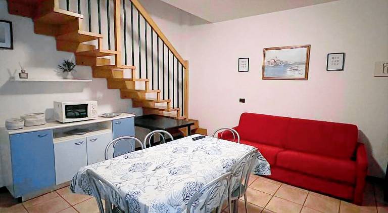 Lovely holiday apartment with pool | Pets allowed — photo 3