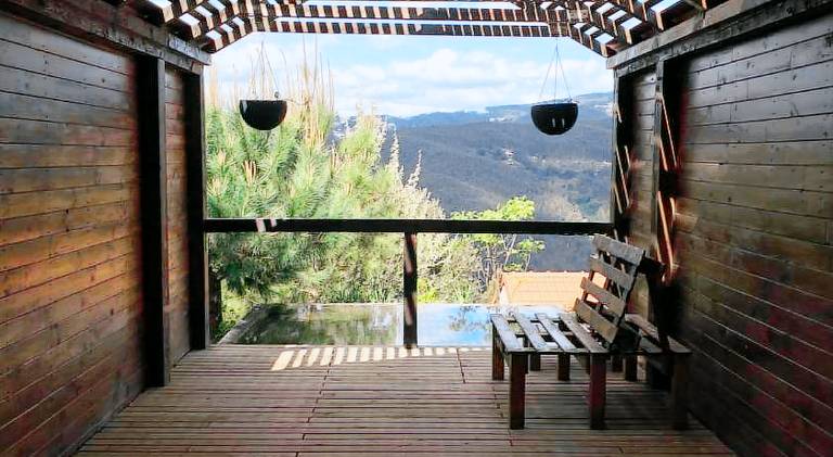 Beautiful vacation home with hot tub, pool & barbecue | Pet-friendly — photo 3