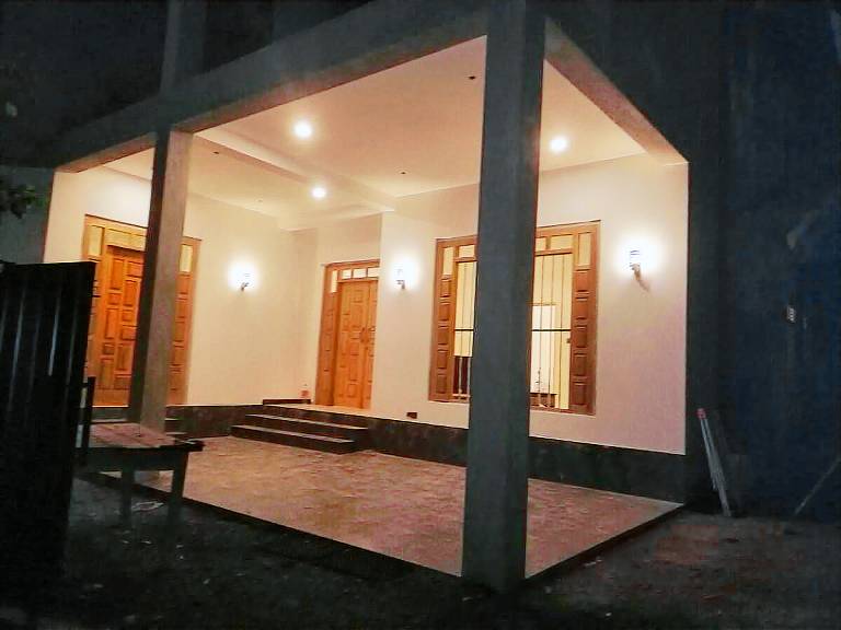 Villa with yard in Ahangama