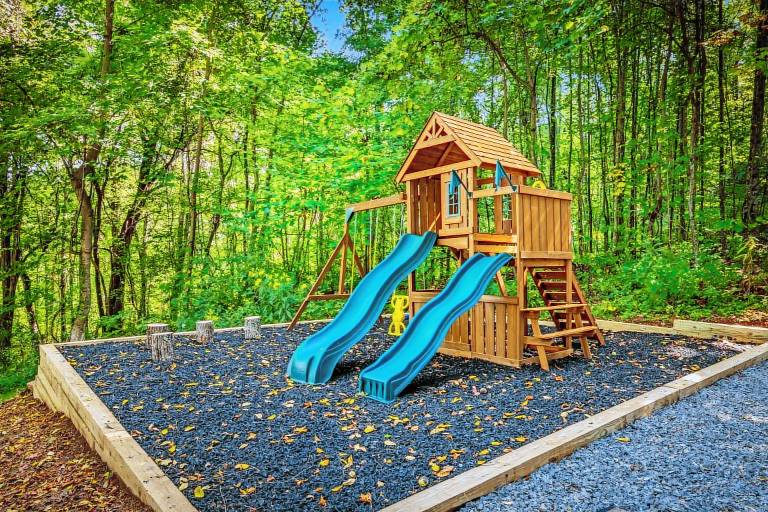 Child-friendly cabin with private pool, barbeque & sauna | Mountain view | Good for workation | Pets are welcome — photo 5
