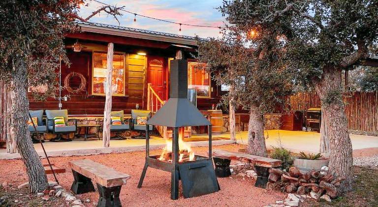 Vacation home | Dogs allowed in Fredericksburg, TX
